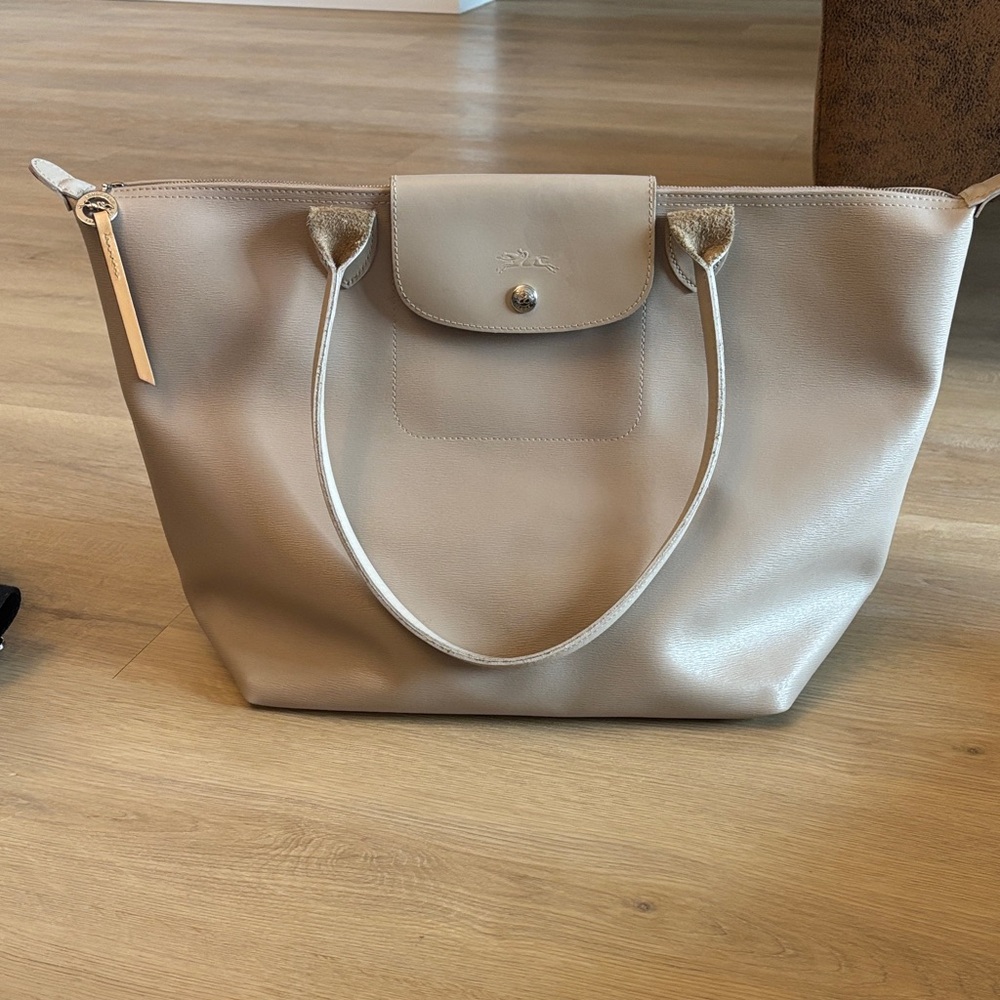 Chic Taupe Tote Bag